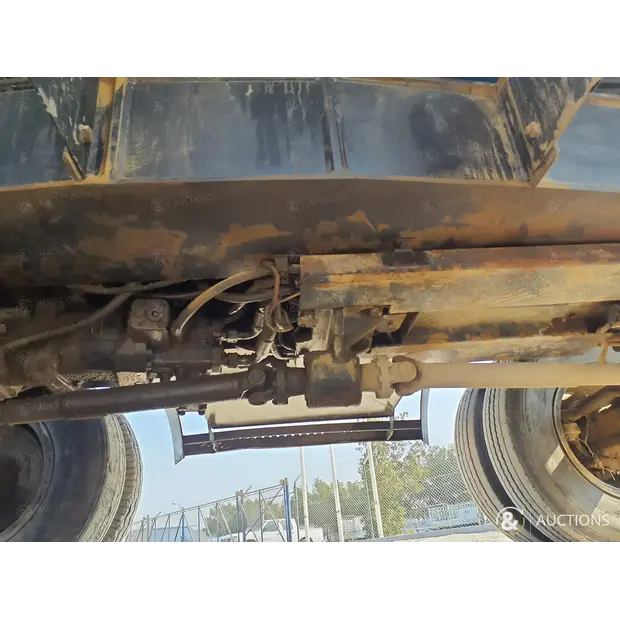 2004 Caterpillar M318-43943360