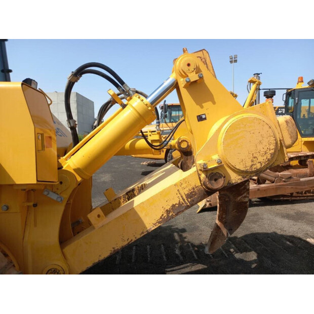 2023 Komatsu D155A-6R-43943583