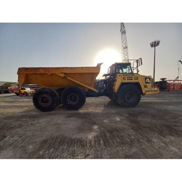 2017 Komatsu HM400-3R-43943738