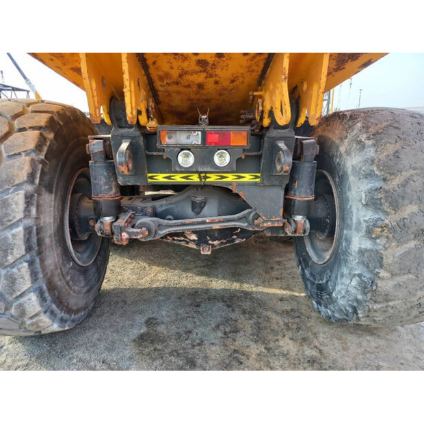 2017 Komatsu HM400-3R-43943755