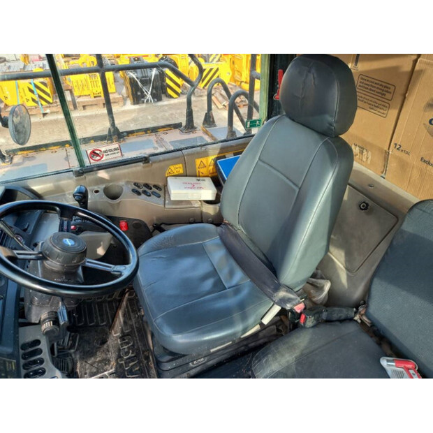 2017 Komatsu HM400-3R-43943761