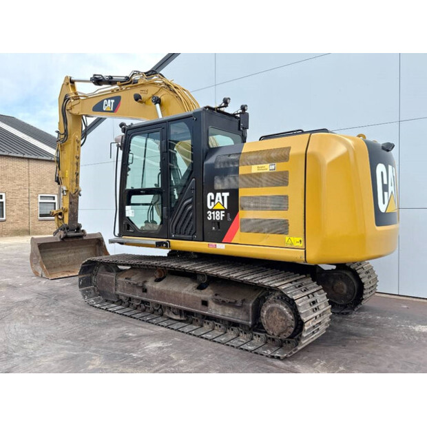 2017 كاتربيلر 318FL-43943891