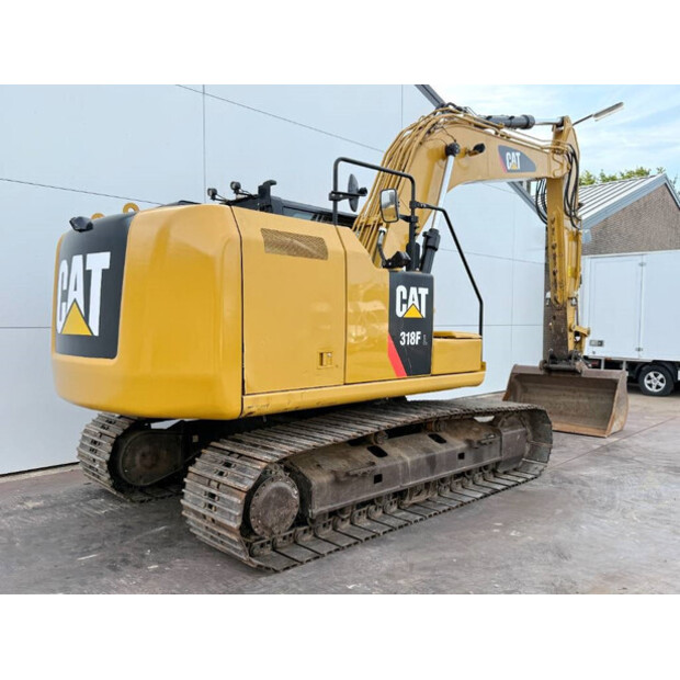 2017 كاتربيلر 318FL-43943893