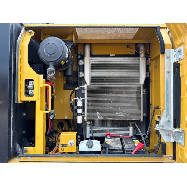 2017 كاتربيلر 318FL-43943921