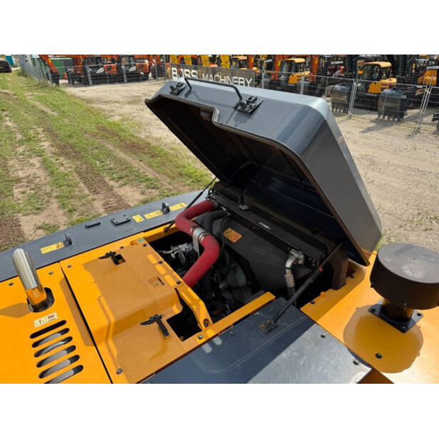 2025 هيونداي HX360L-43944036