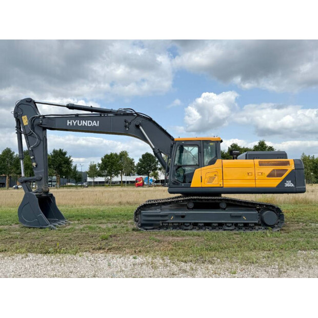 2025 Hyundai HX360L-43944078