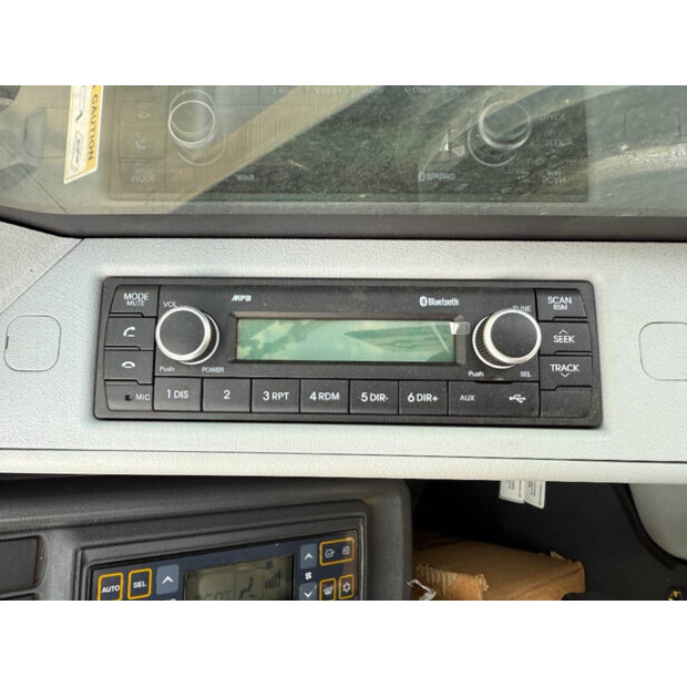 2025 Hyundai HX360L-43944089