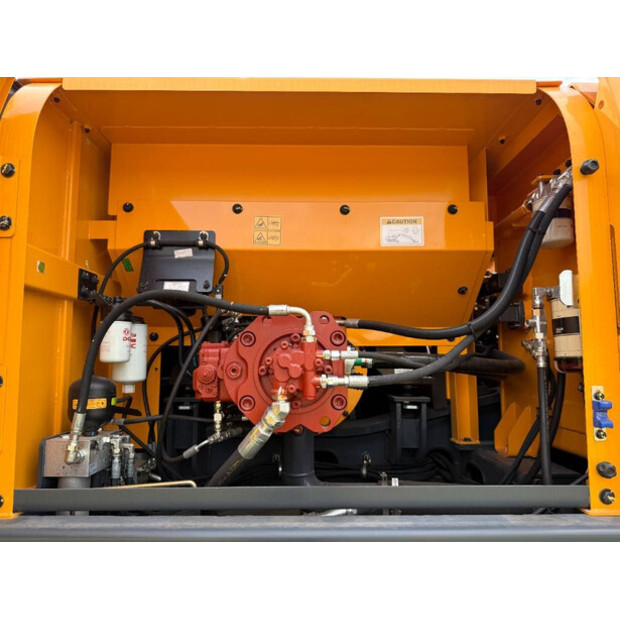 2025 Hyundai HX360L-43944101