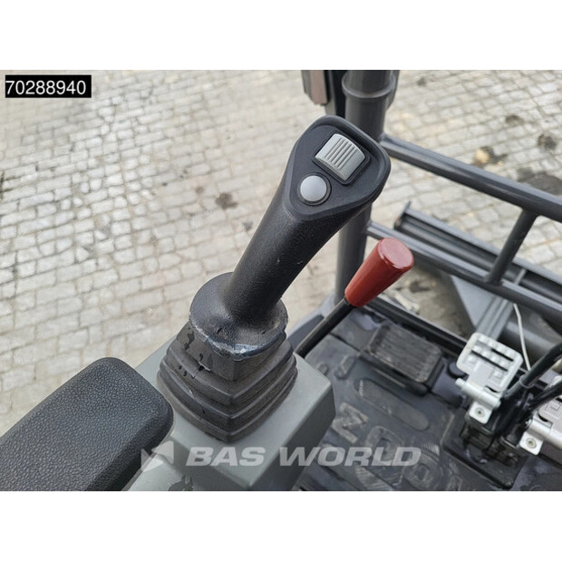 2024 زووم ليون ZE35GU-43944174