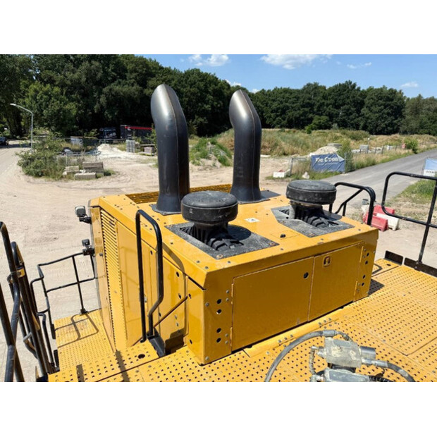 2018 Caterpillar 990K-43944564