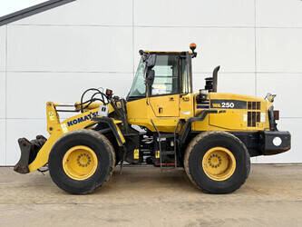 Image for WHEEL LOADERS 2008 Komatsu WA250-5H