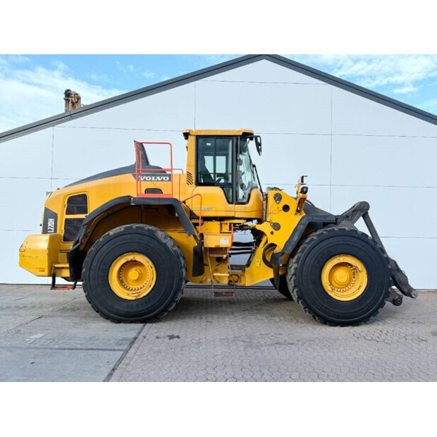 2017 Volvo L220H-43944607