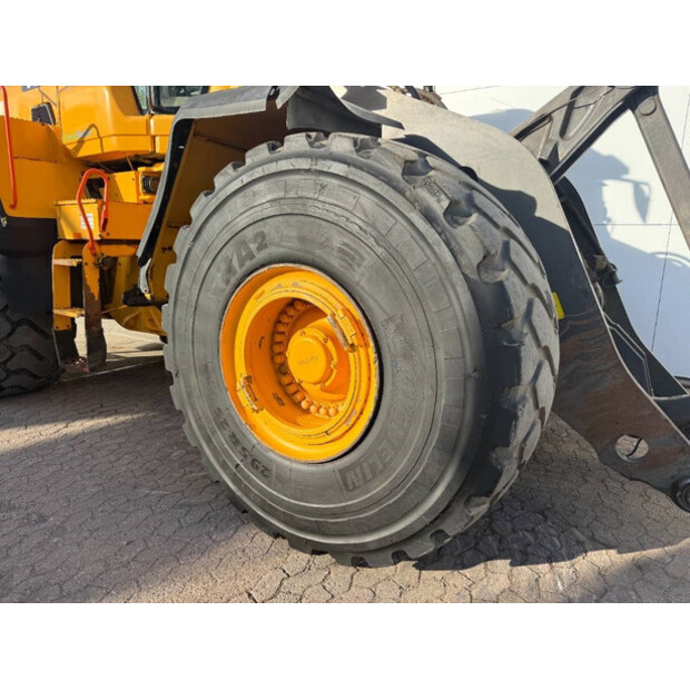 2017 Volvo L220H-43944626