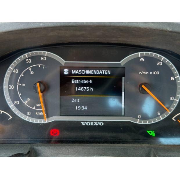 2017 Volvo L220H-43944637