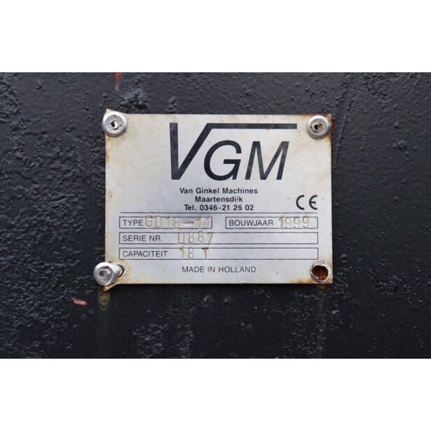 1999 VGM GD18-11-43944896