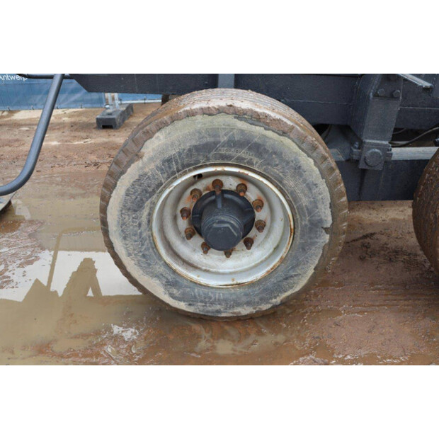 1999 VGM GD18-11-43944897