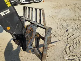 2016-caterpillar-th417c-gc-1380143-43945129