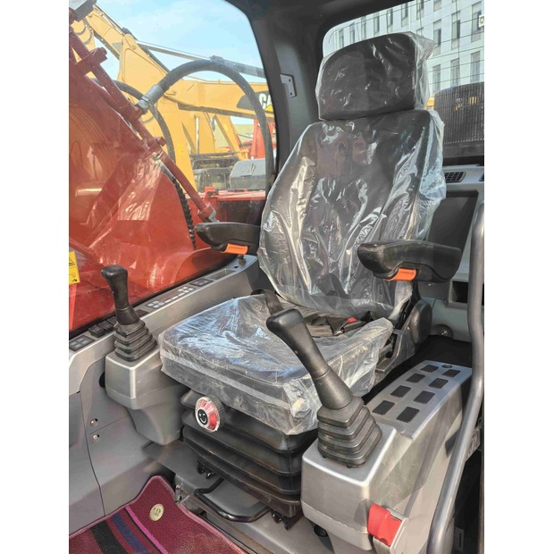 2020 Doosan DX225LC-43945437