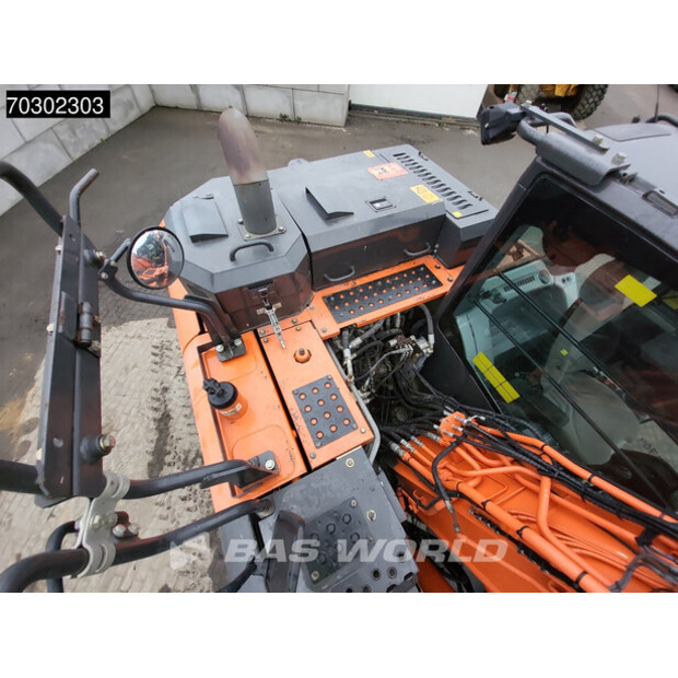 2017 هيتاشى ZX140W-6-43946055