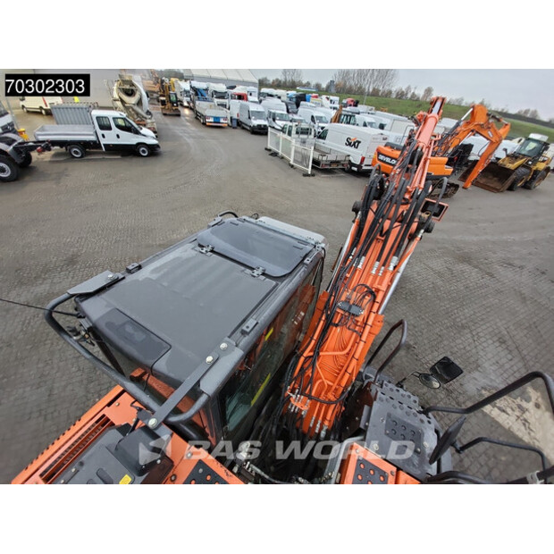 2017 هيتاشى ZX140W-6-43946062