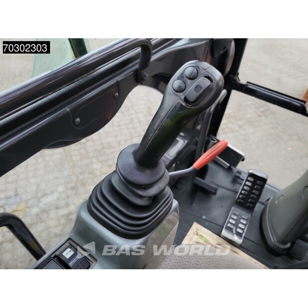 2017 هيتاشى ZX140W-6-43946071