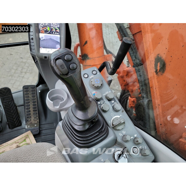 2017 هيتاشى ZX140W-6-43946072