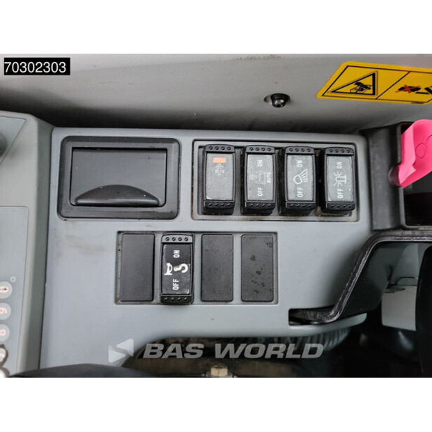 2017 هيتاشى ZX140W-6-43946076