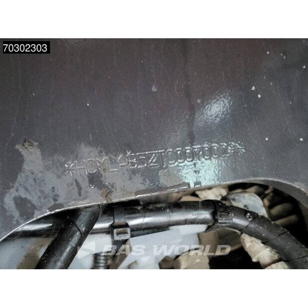 2017 هيتاشى ZX140W-6-43946081