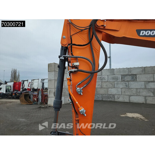 2020 Doosan DX255LC-5-43946093