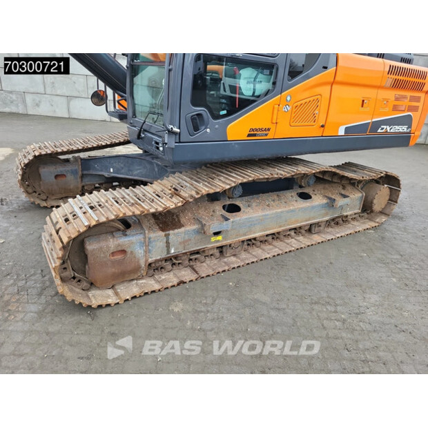 2020 Doosan DX255LC-5-43946109