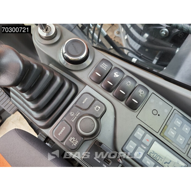 2020 Doosan DX255LC-5-43946119
