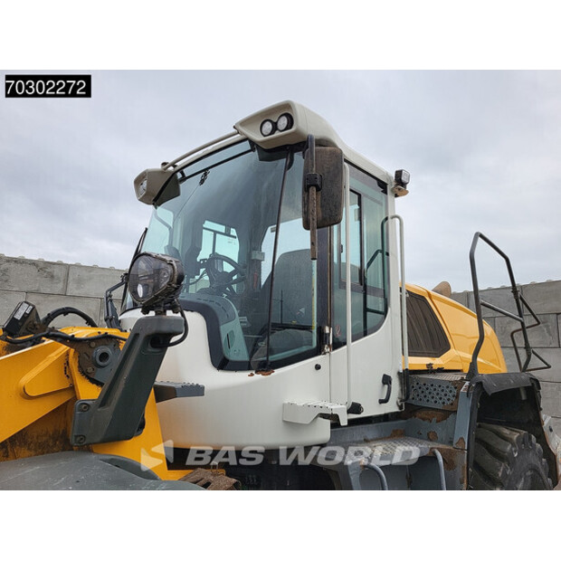 2017 ليبهير L556-43946189