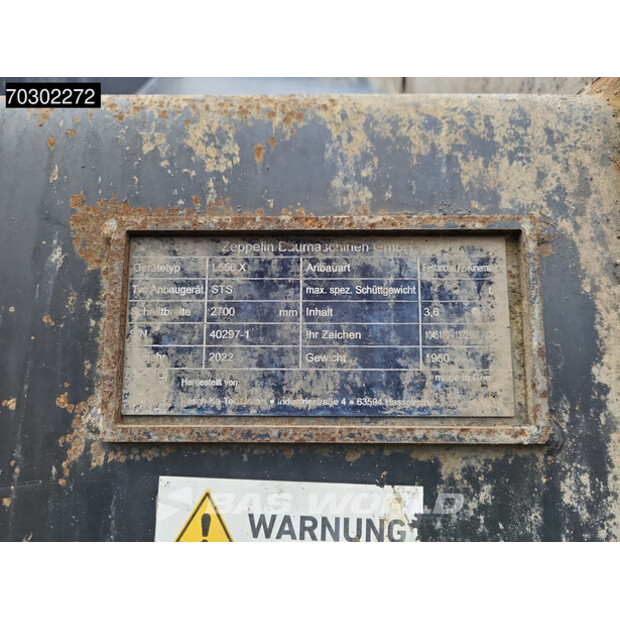 2017 ليبهير L556-43946211