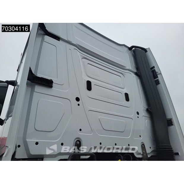 2021 Mercedes-Benz Actros 1945-43946649