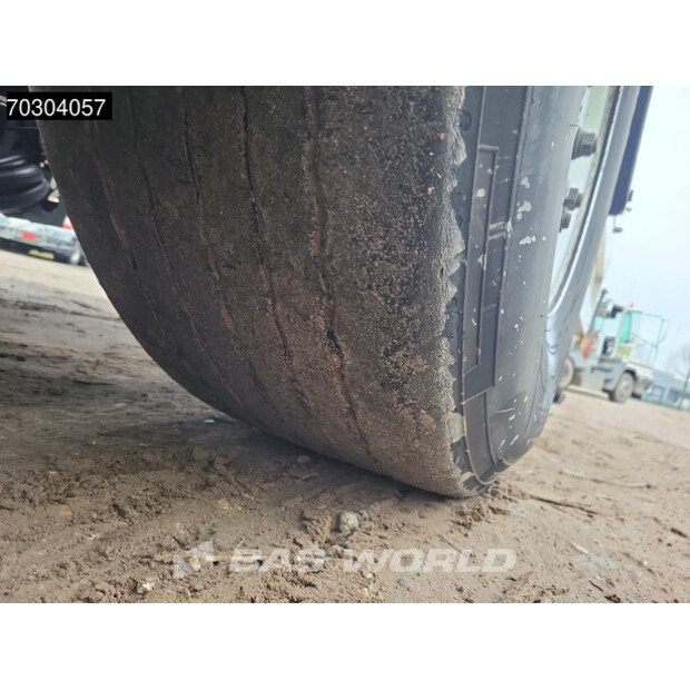 2020 Renders OTHERS-43947010