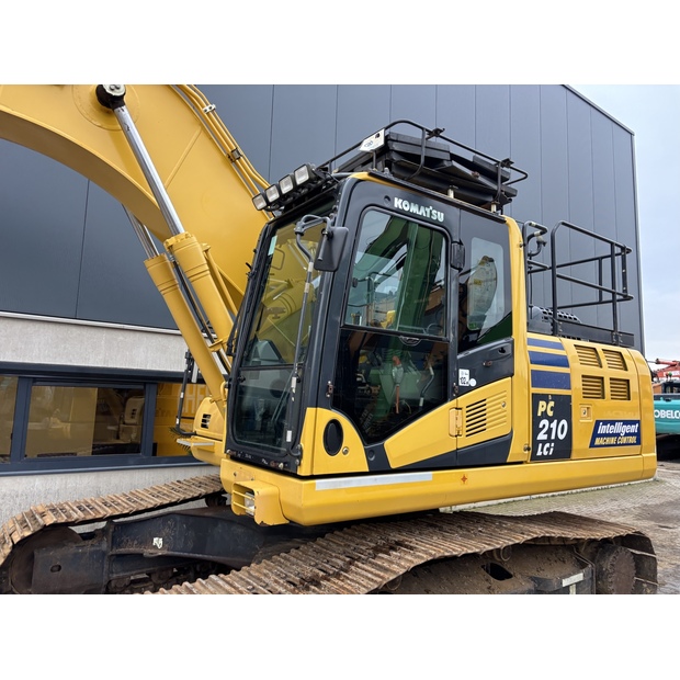 2016 Komatsu PC210LCI-10-43953574