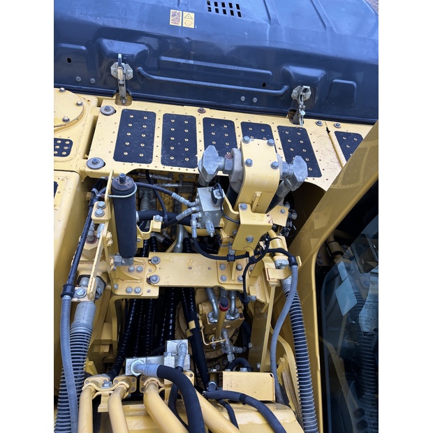 2016 Komatsu PC210LCI-10-43953592