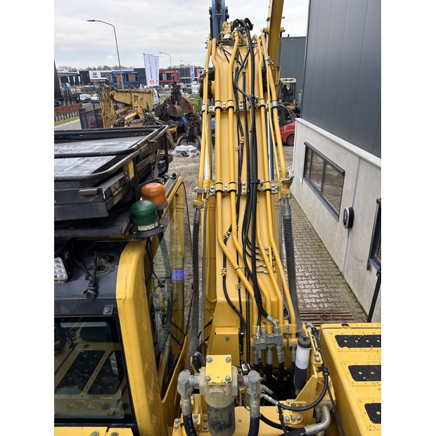 2016 Komatsu PC210LCI-10-43953594