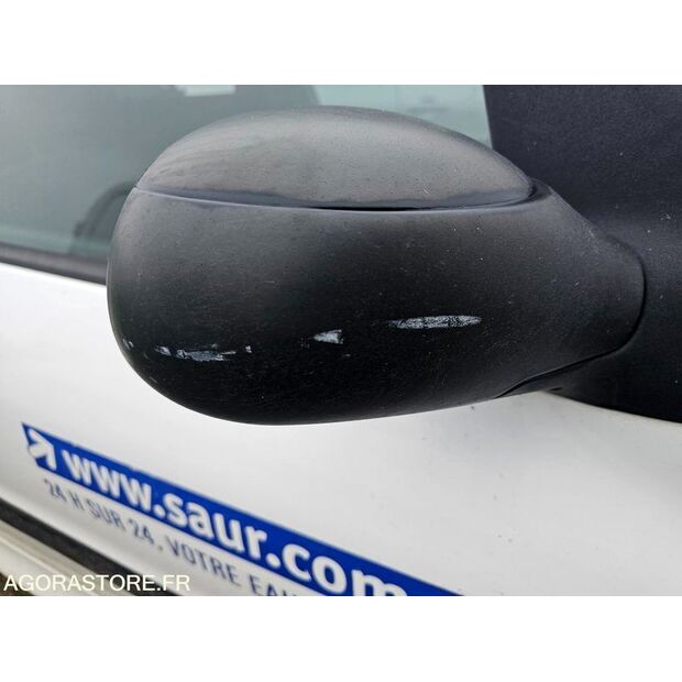 2010 بيجو 206-43960343