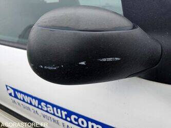 2010-peugeot-206-1389033-43960343