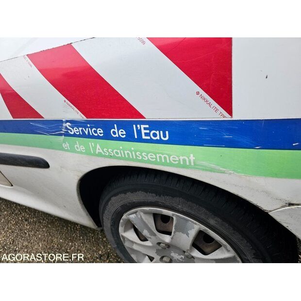 2010 بيجو 206-43960346