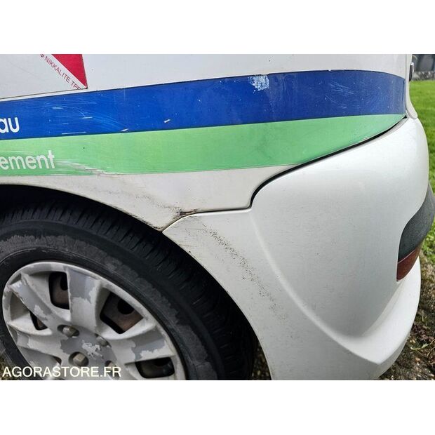 2010 بيجو 206-43960347