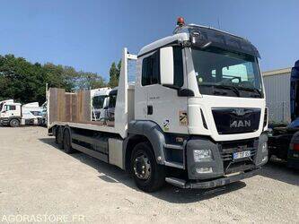 Image for TRAILERS 2015 MAN 26.360