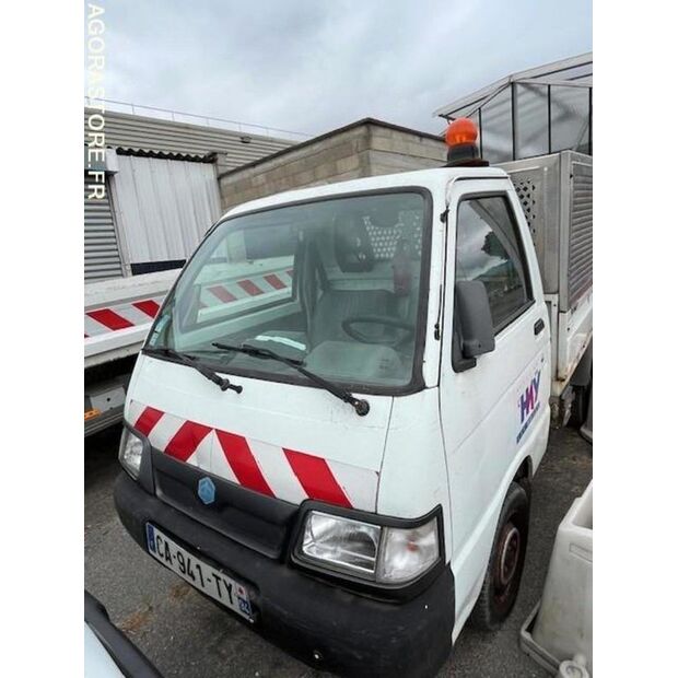 Piaggio Porter-43961419