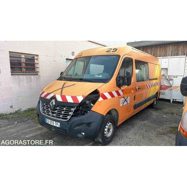 2016 رينو Master-43961450