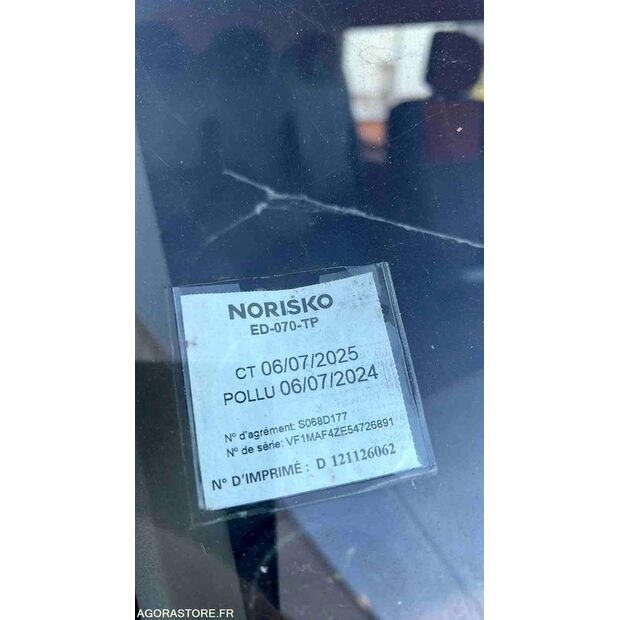 2016 رينو Master-43961476