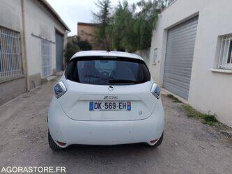 2014-renault-zoe-1389151-43961574