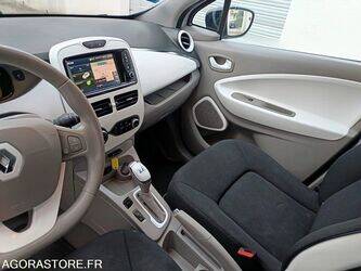 2014-renault-zoe-1389151-43961577