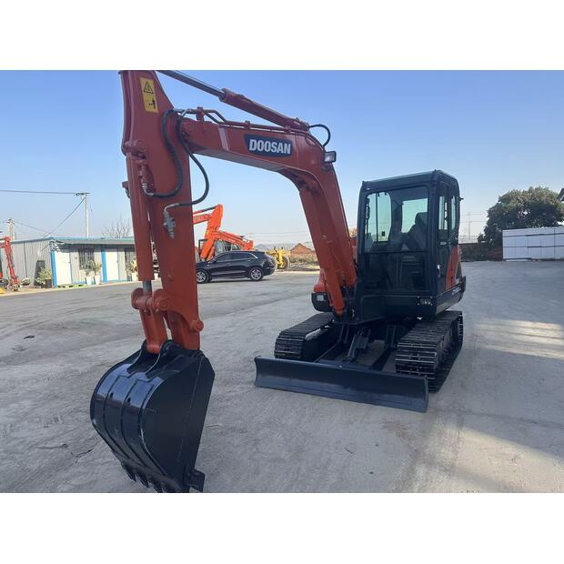 2024 دووسان DX60-43961722