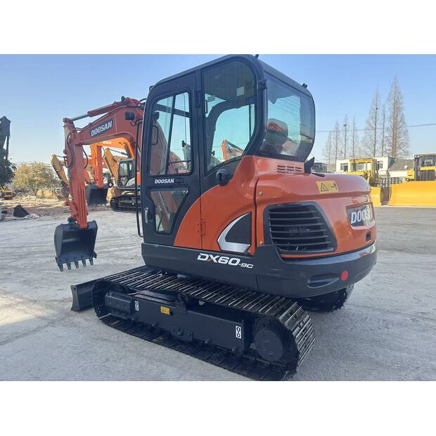 2024 دووسان DX60-43961724